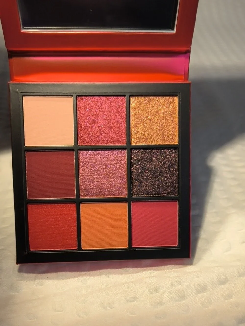 HUDA BEAUTY compact pan